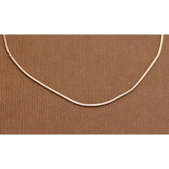 9 inch, Vintage Minimalist Sterling Silver Low Profile Bracelet - U24 - Picture 2 of 3